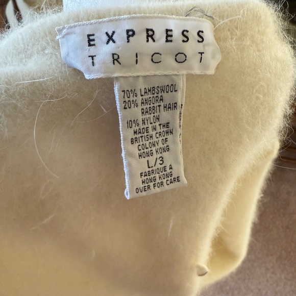 Vintage Express Tricot Lambswool Angora Rabbit Hair fussy sweater with pearls. - Picture 4 of 4